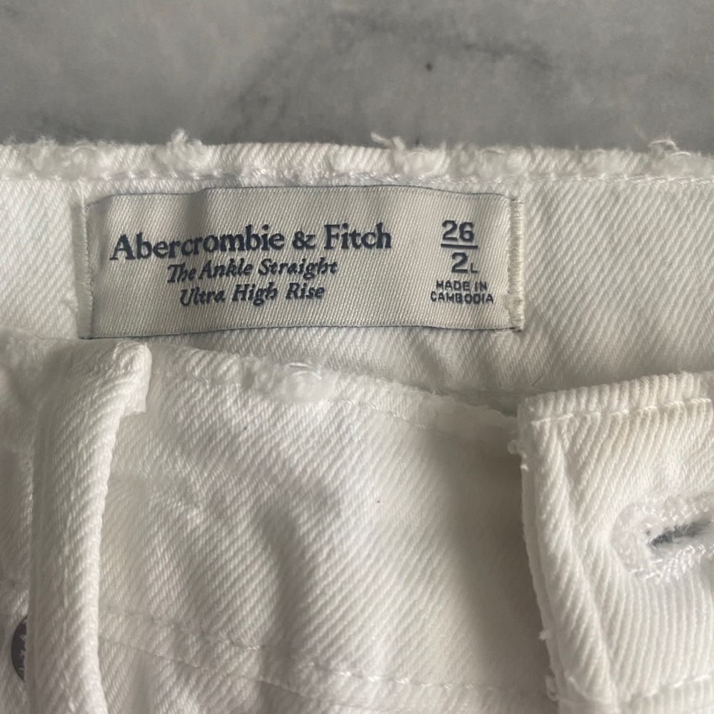 Abercrombie Curve Love high rise ankle straight